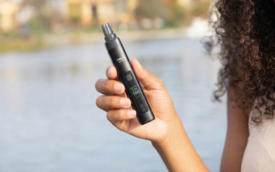 XMAX V4 Pro Vaporizer Review