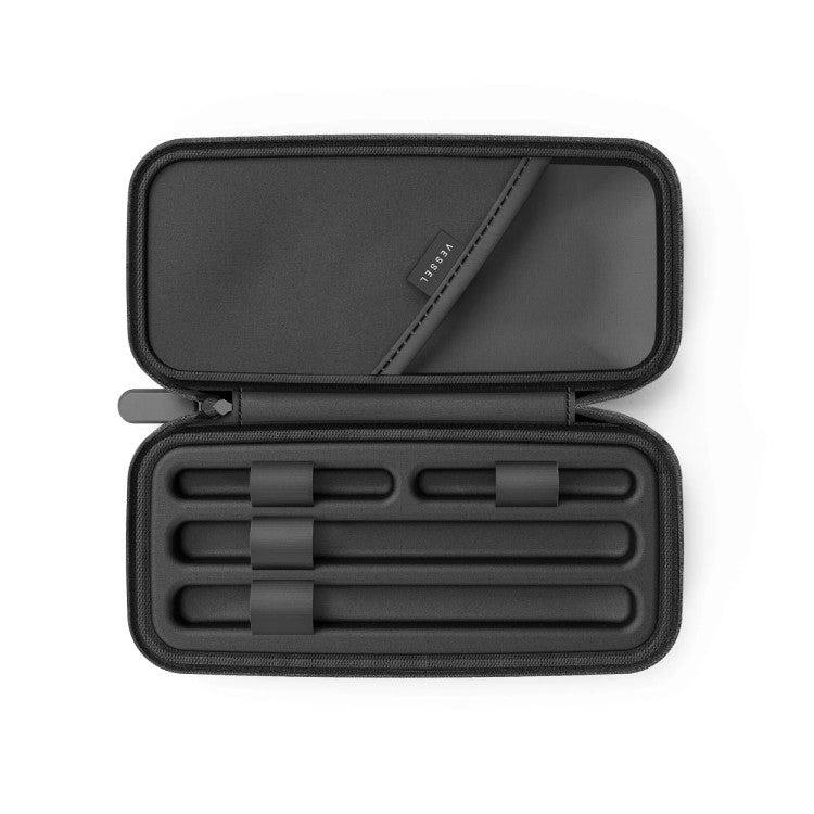 Vessel Rover Case Black inside