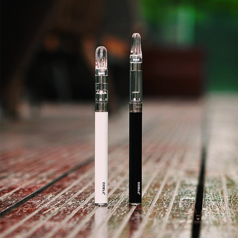 Ccell M3 Battery lifestyle back and white
